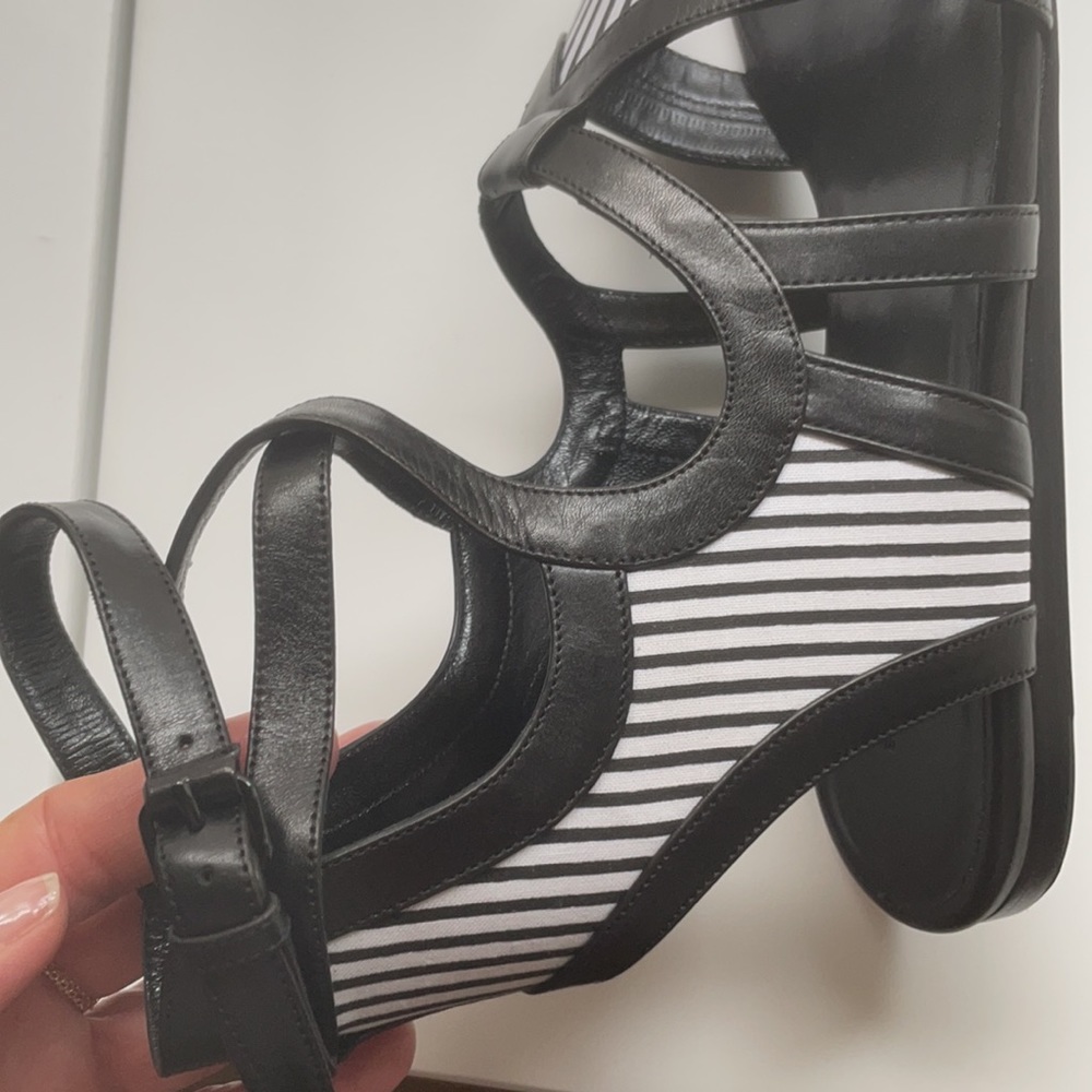 Balenciaga NEW never worn iconic balenciaga sandals - Picture 3 of 8
